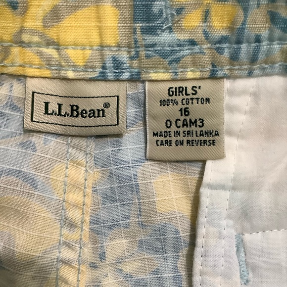 L.L. Bean Floral Short Summer - Picture 8 of 9